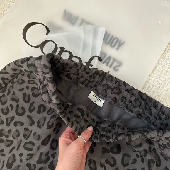 Leopard Print Pants - Picture 2 of 2